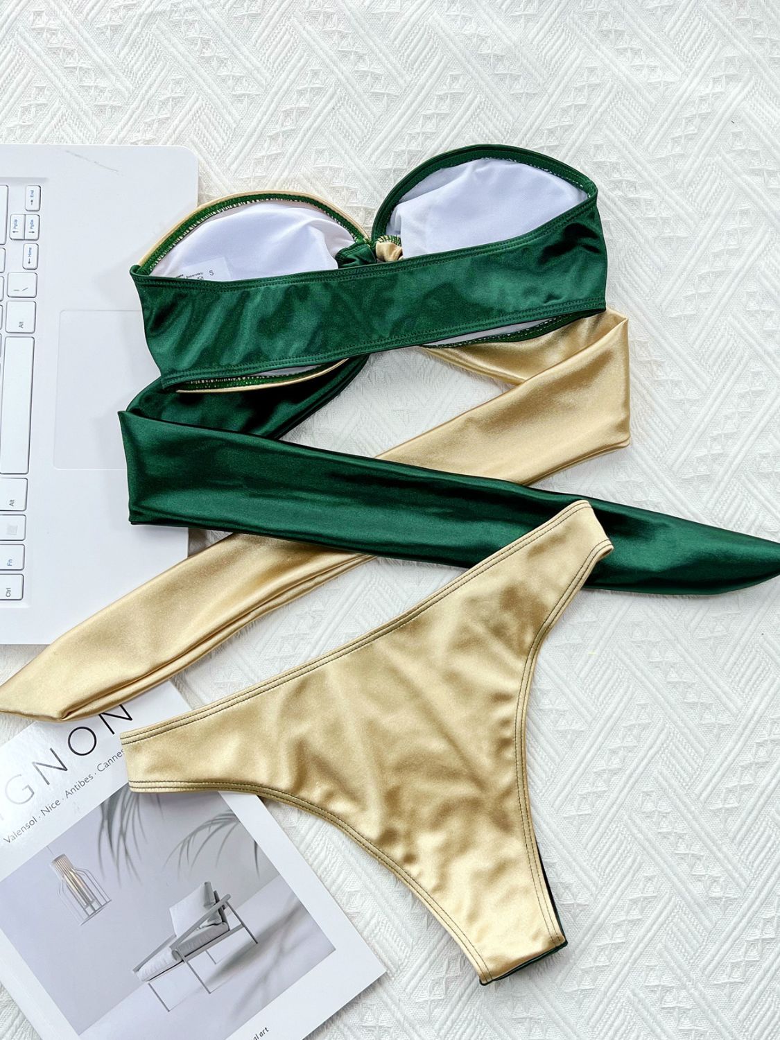 Contrasting O-Ring Tie-Side Bikini Set