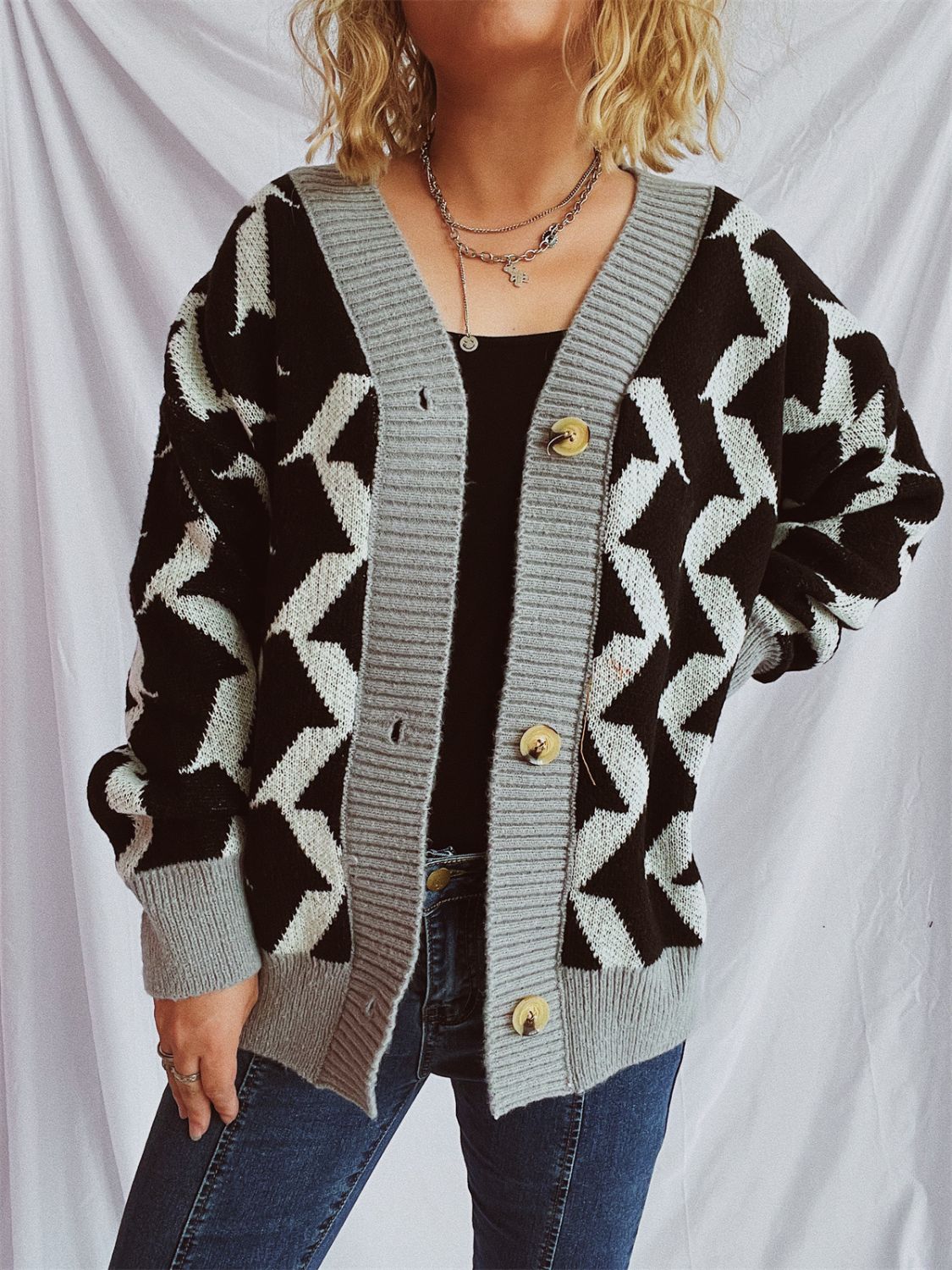 Contrast Trim Geometric V-Neck Long Sleeve Cardigan Black One Size