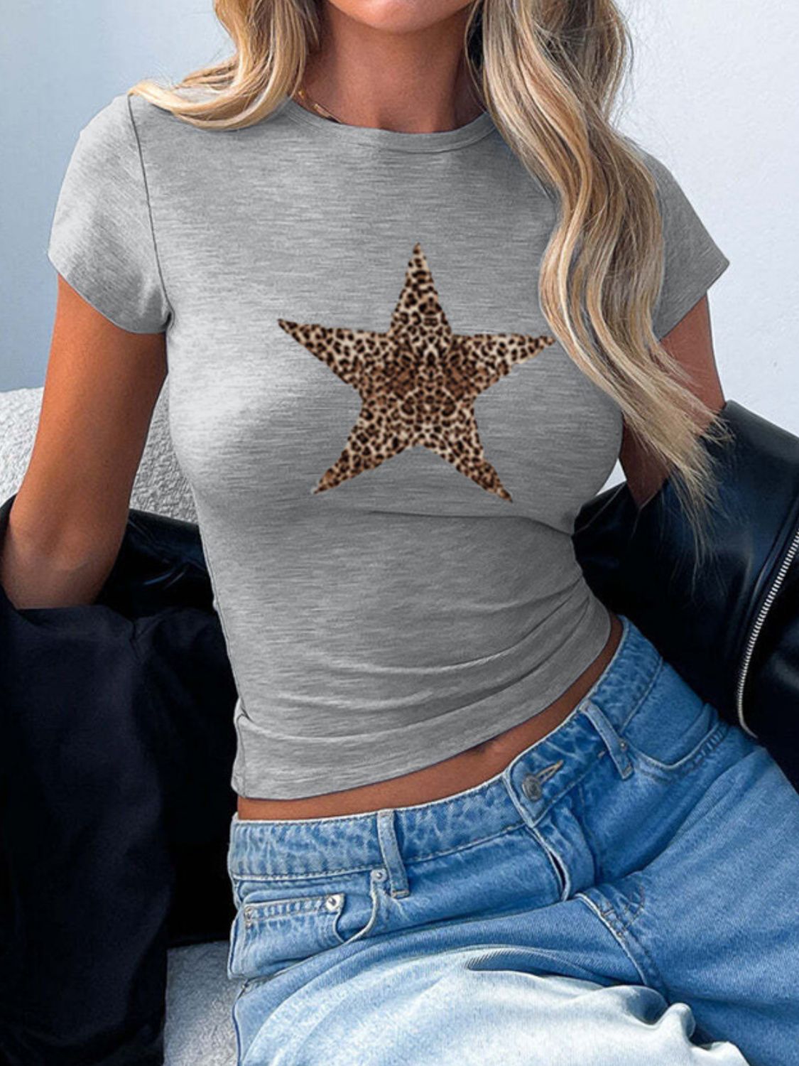 Devine Star Round Neck Short Sleeve T-Shirt Gray