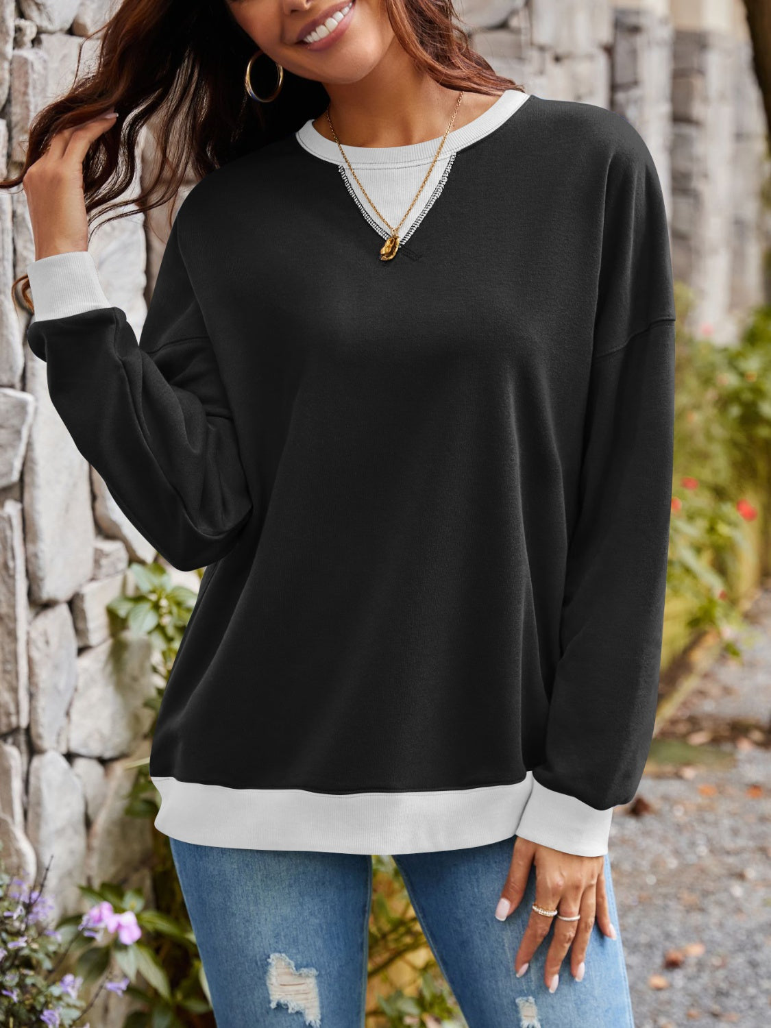 Women's Contrast Long Sleeve Sweatshirt