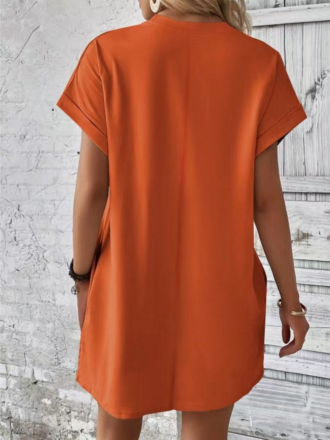 Casual Pocketed Round Neck Tee Dress