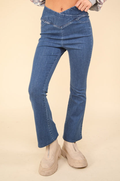 VERY J Washed Denim Stretchy Crossover Waist Leggings Indigo