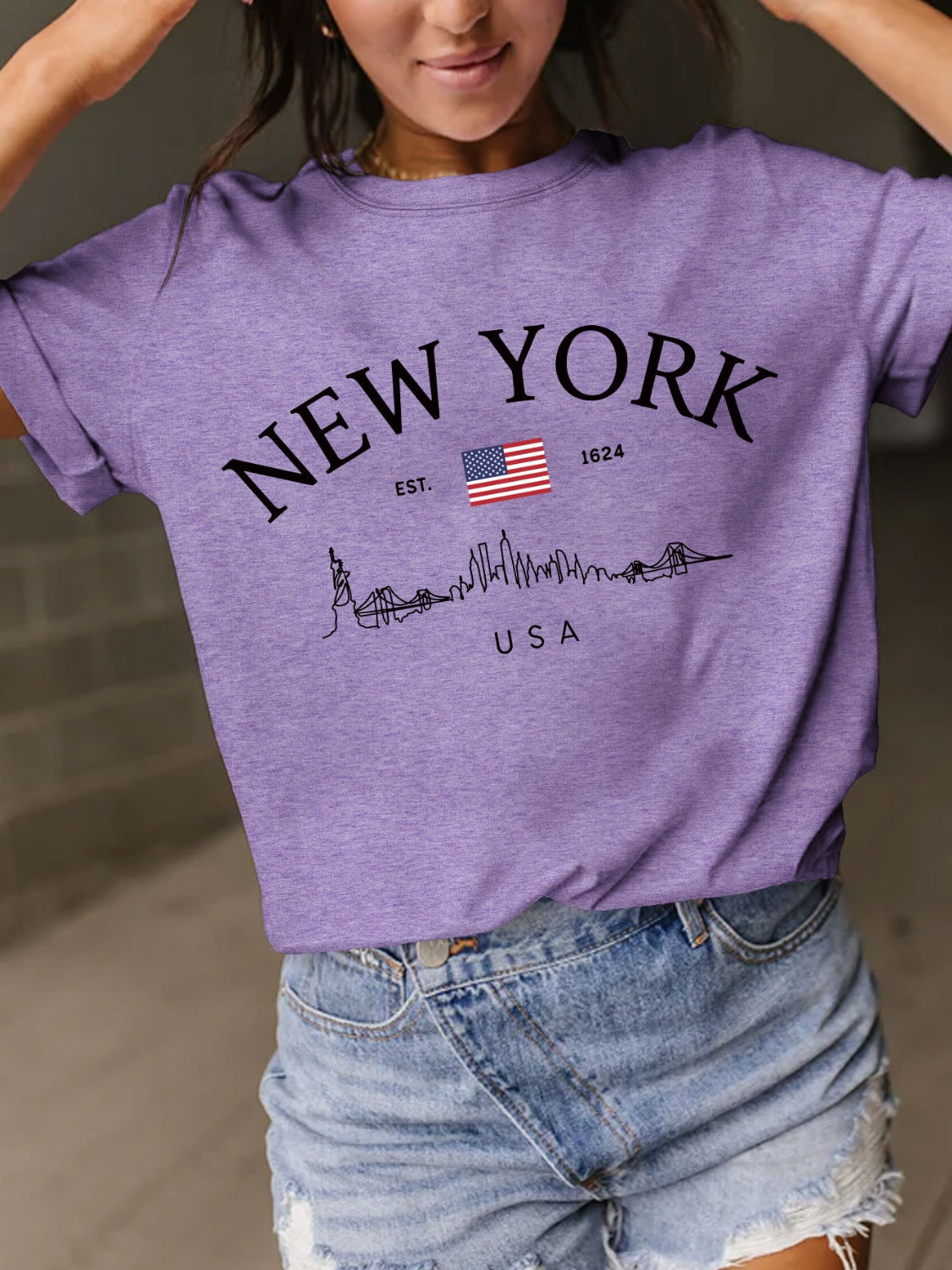 Letter Graphic Tee Lavender