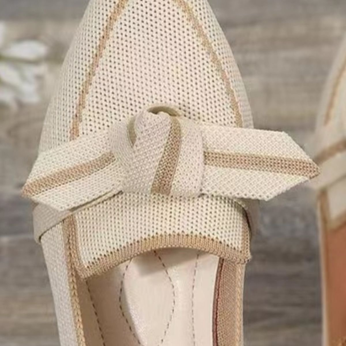 Pointed-Toe Loafers with Bow Detail