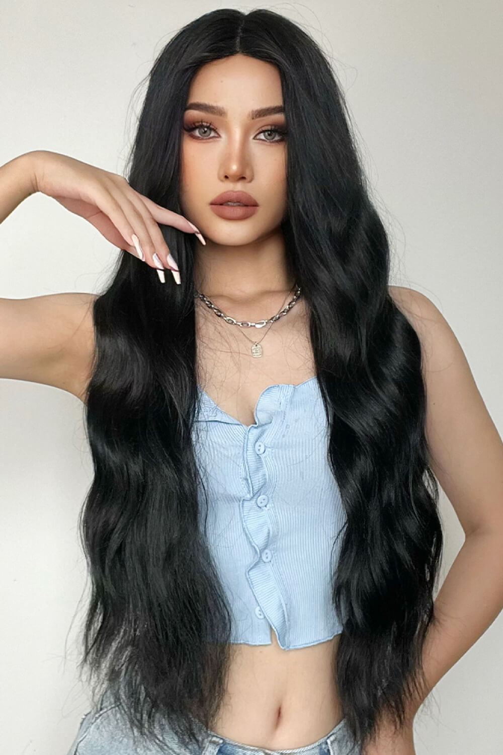 28" Extra Long Wavy Wig