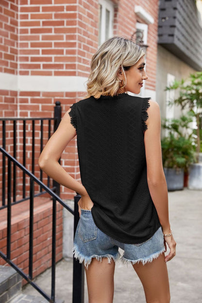 Scalloped Lace V-Neck Tank