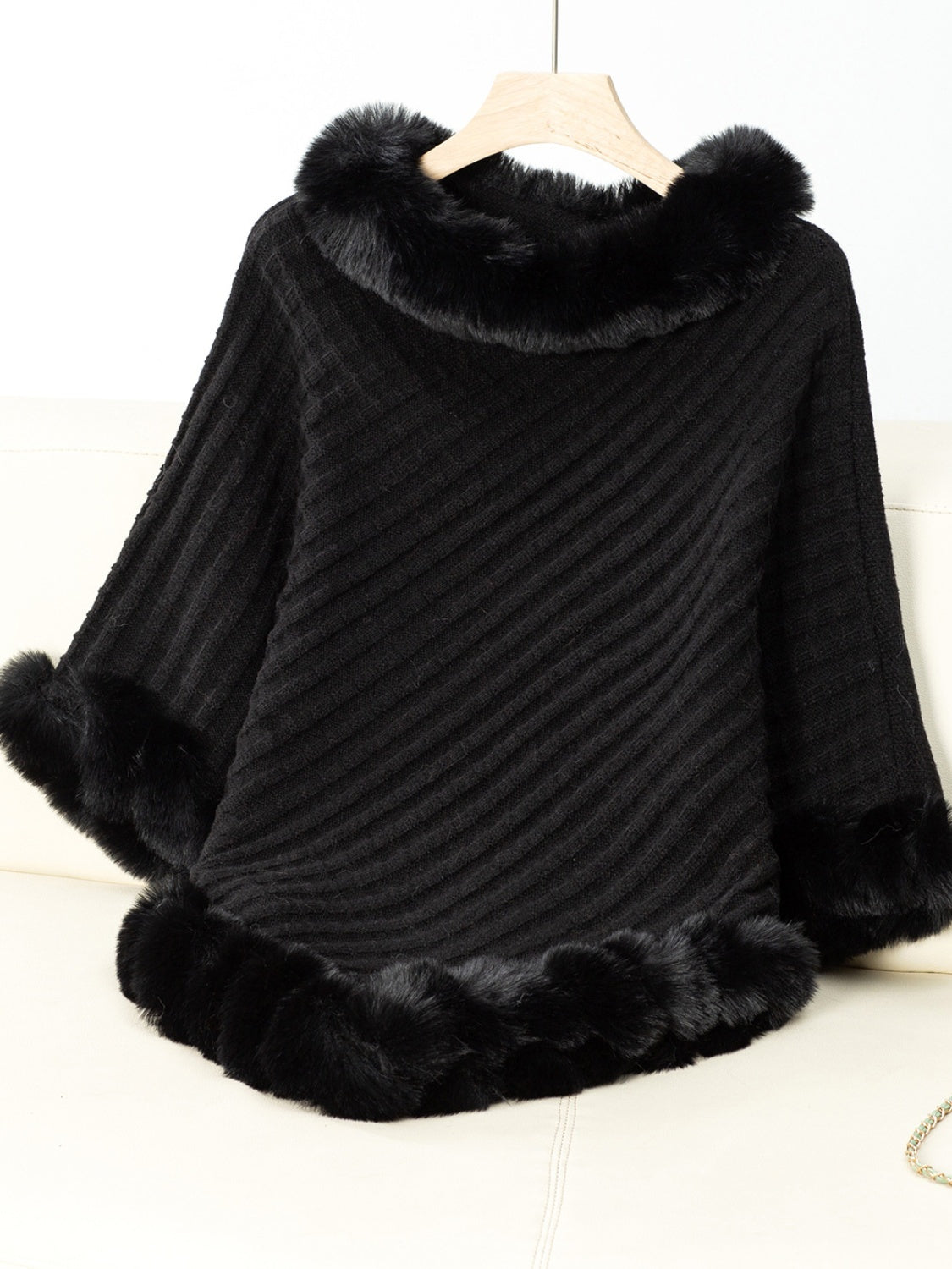 Fuzzy Trim Texture Three-Quarter Sleeve Poncho Black One Size