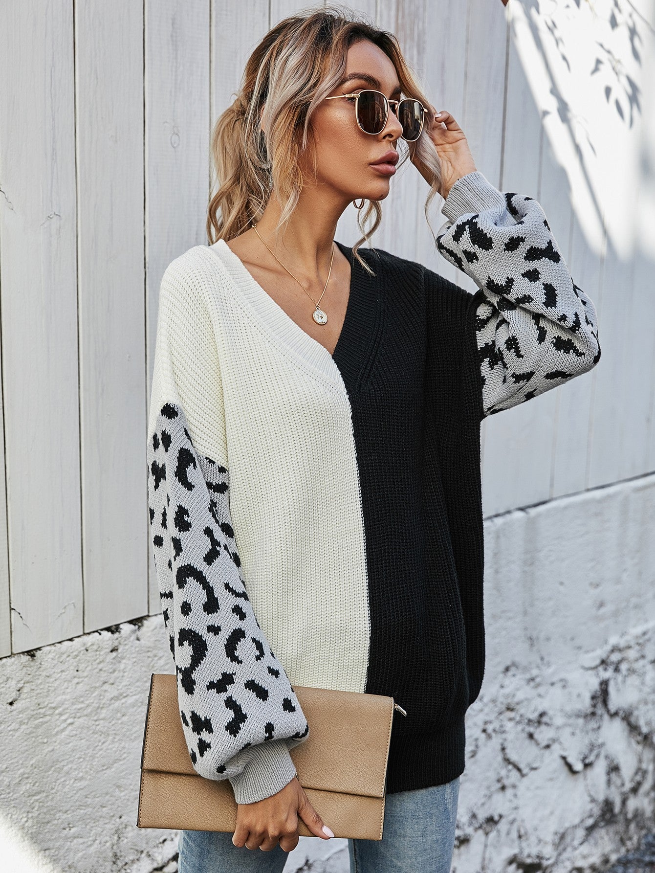 Woven Right Leopard Color Block V-Neck Tunic Pullover Sweater White Black