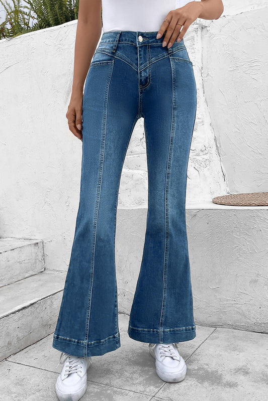 Pocketed Buttoned Flare Jeans Medium