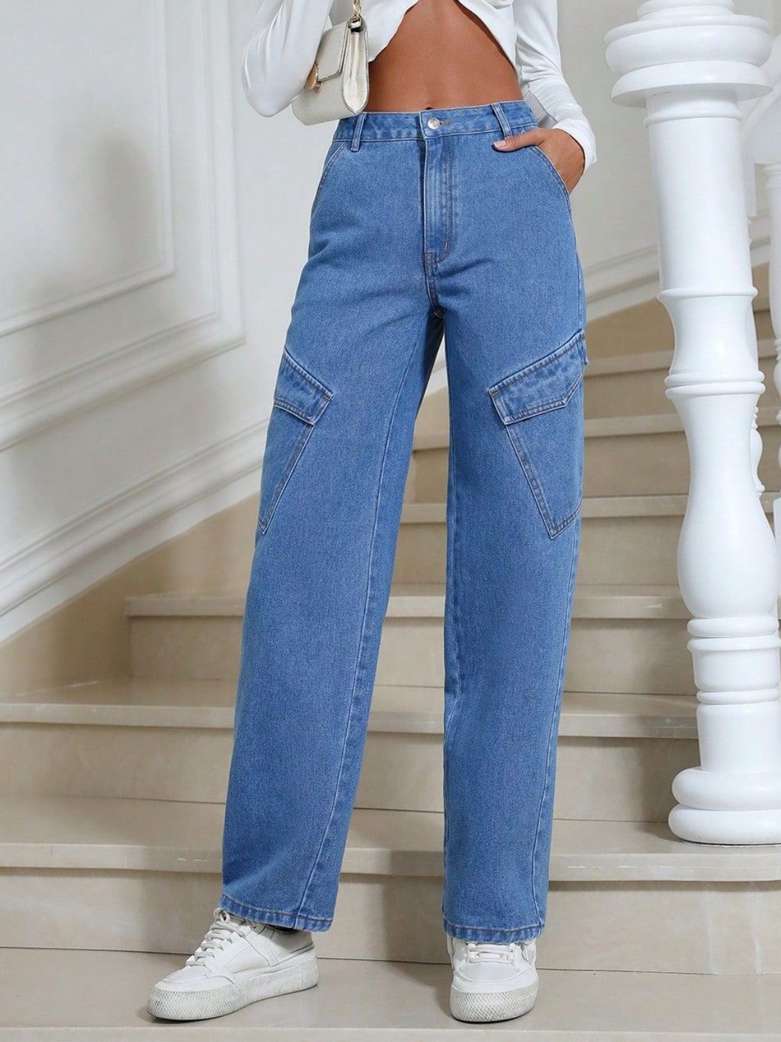 High Waist Straight Leg Jeans with Pockets Medium