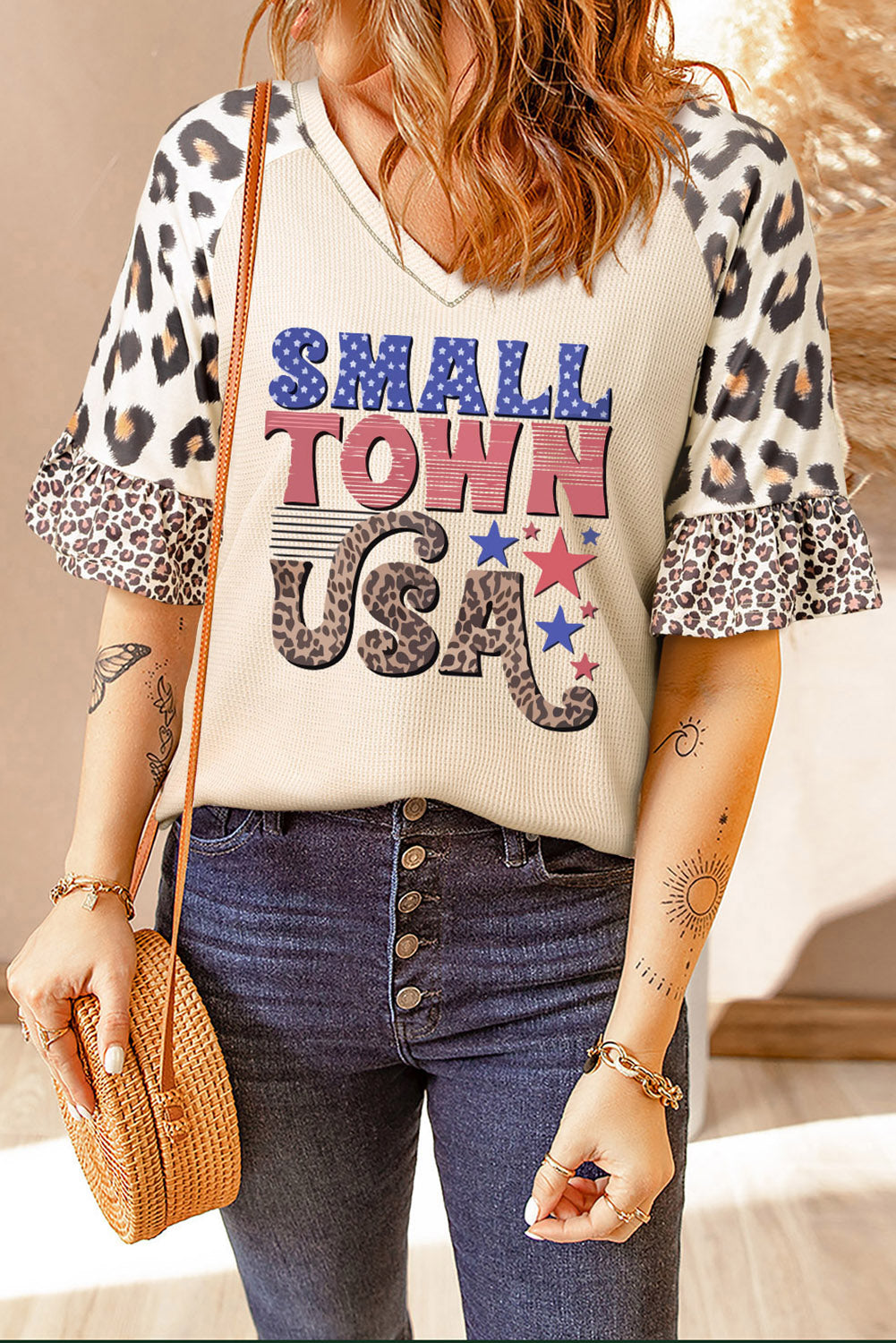 SMALL TOWN USA Graphic Leopard V-Neck Top Ivory