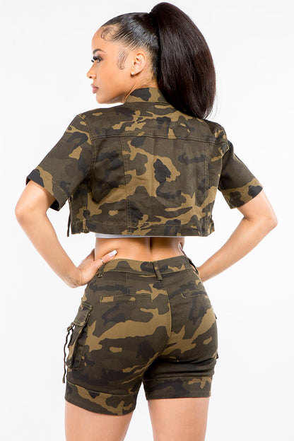 Women's Camouflage Cropped Jacket