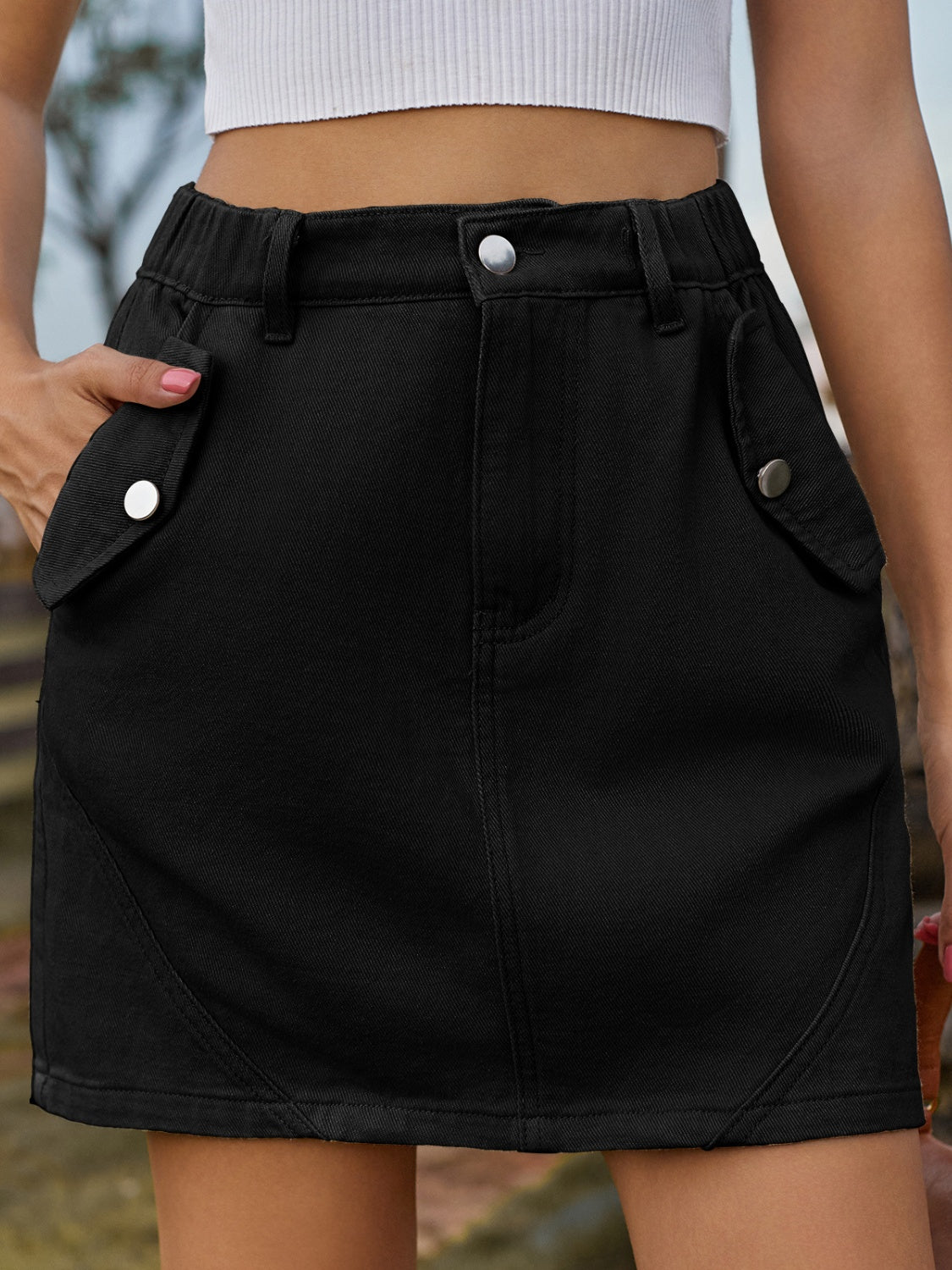 Pocketed Buttoned Mini Denim Skirt Black