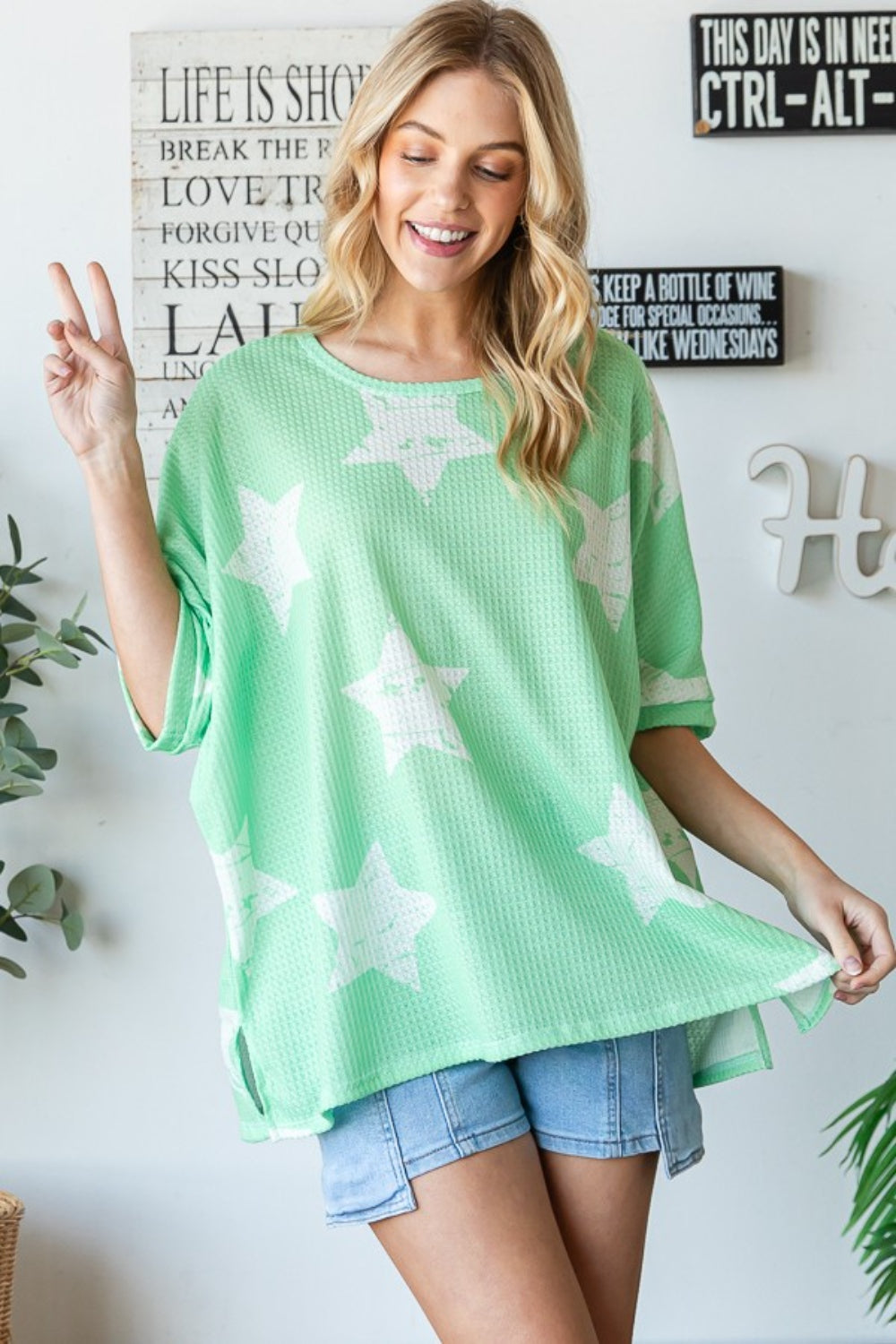 HOPELY Star Pattern Oversized Waffle T-Shirt Light Green