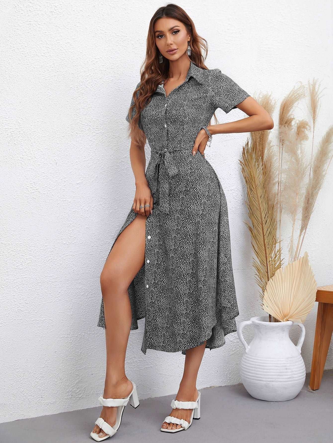 Chic Printed Short Sleeve Collared Midi Dress Black