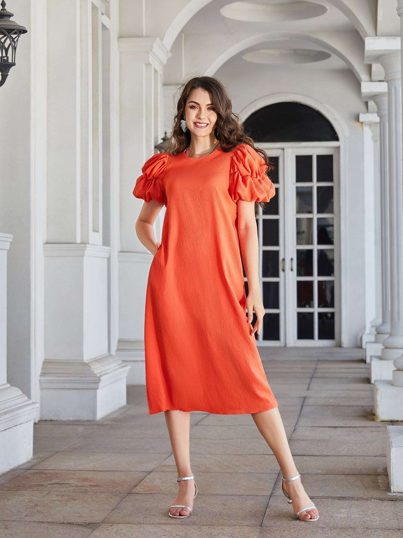 Chic Round Neck Bubble Sleeve Straight Hem Midi Dress