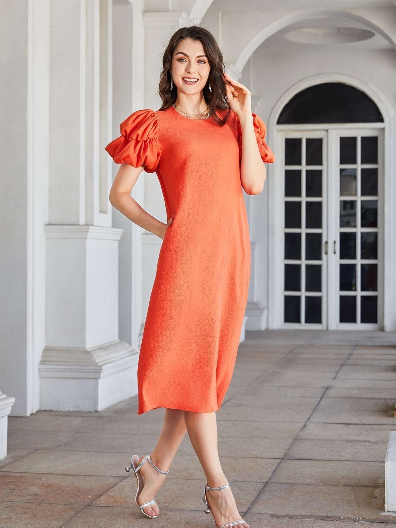 Chic Round Neck Bubble Sleeve Straight Hem Midi Dress