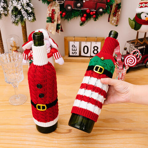 Christmas Cable-Knit Wine Bottle Covers
