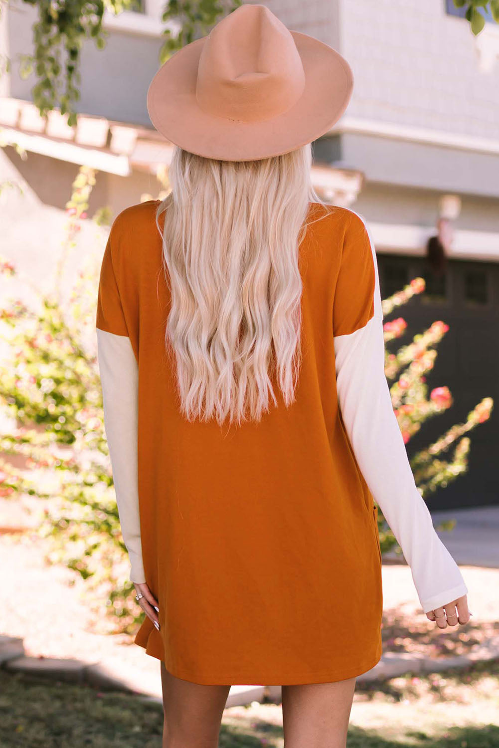 Color Block Longline Top with Round Neck and Pockets