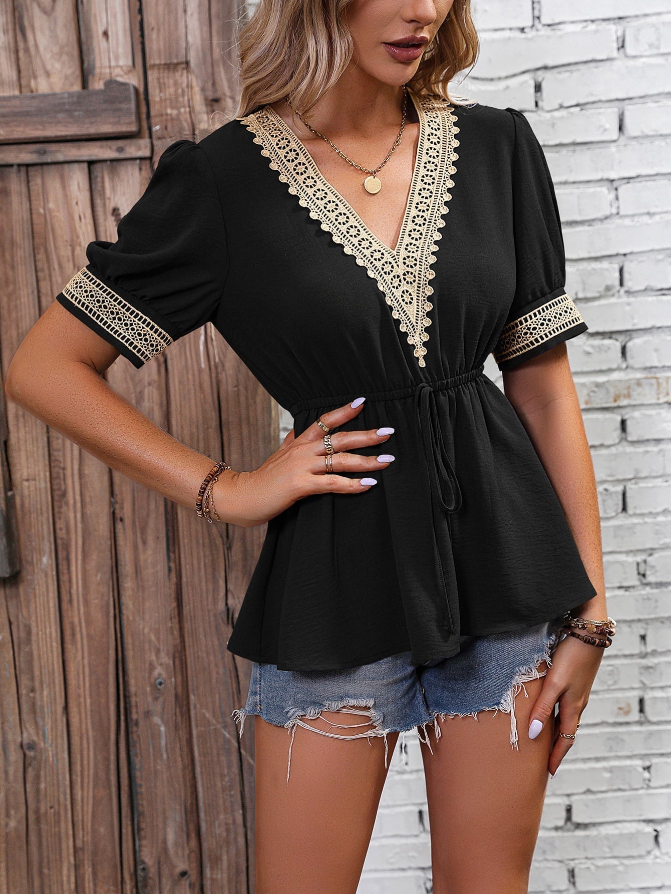Contrast-Sleeved Babydoll Top with V-Neck