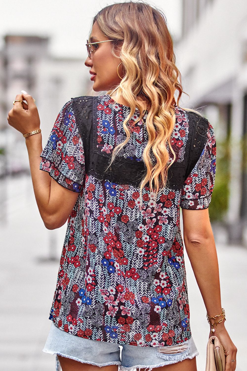 Floral Lace Blouse with Spliced Round Neck