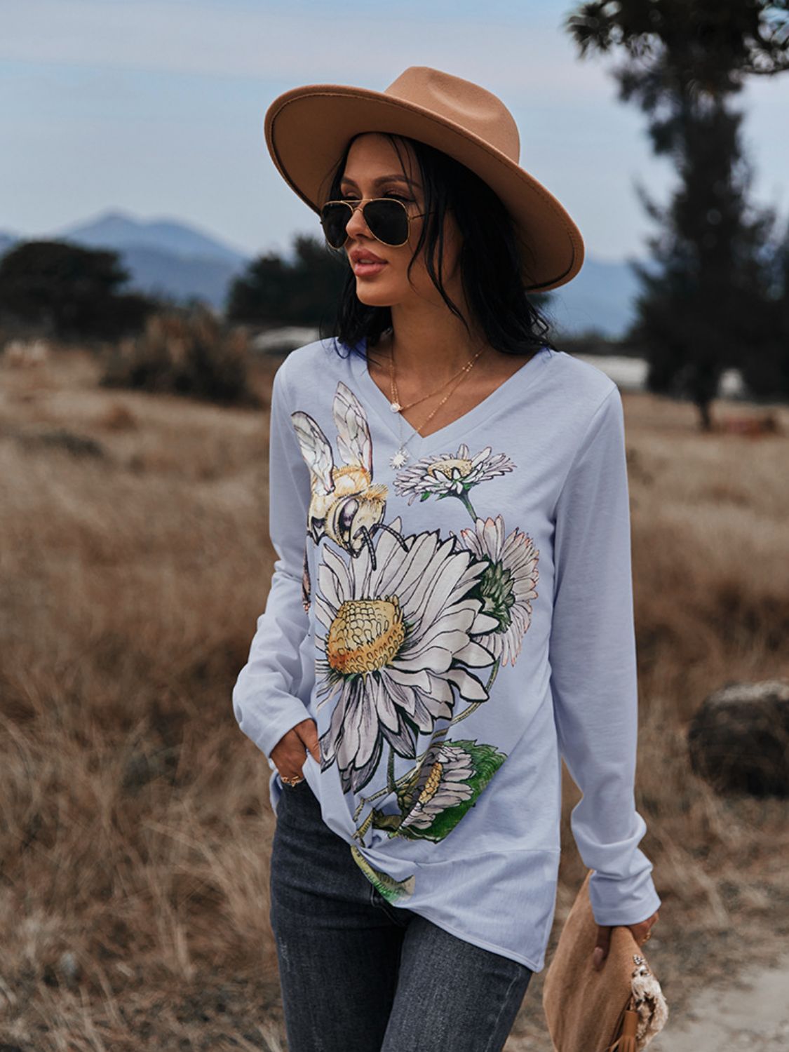 Floral Print Twisted V-Neck Long Sleeve Women's Tee