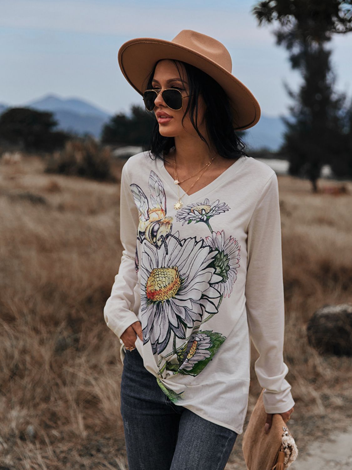 Floral Print Twisted V-Neck Long Sleeve Women's Tee