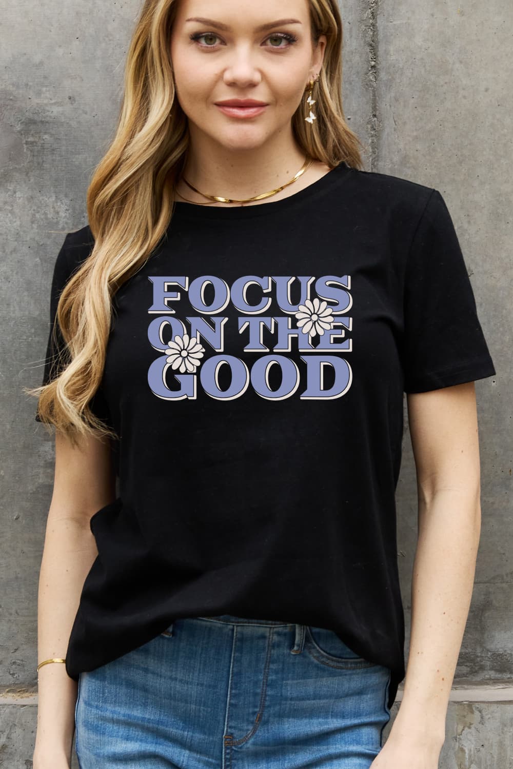 Focus on the Good Women's Graphic Tee