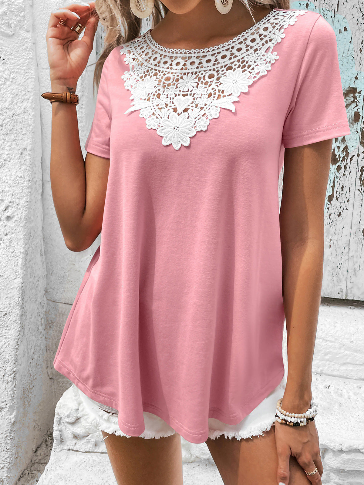 Lace-Spliced Contrast Short Sleeve Top Carnation Pink