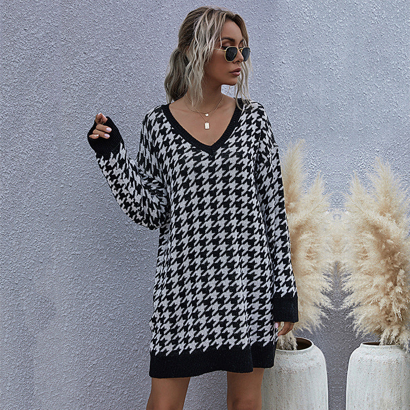 Houndstooth Slim Fit Low Neck Long Knit Sweater Dress Black