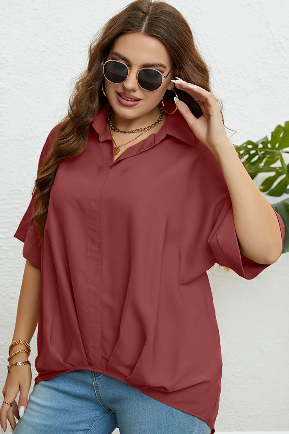 Plus Size Collared Hem-Detailed Half Sleeve Top