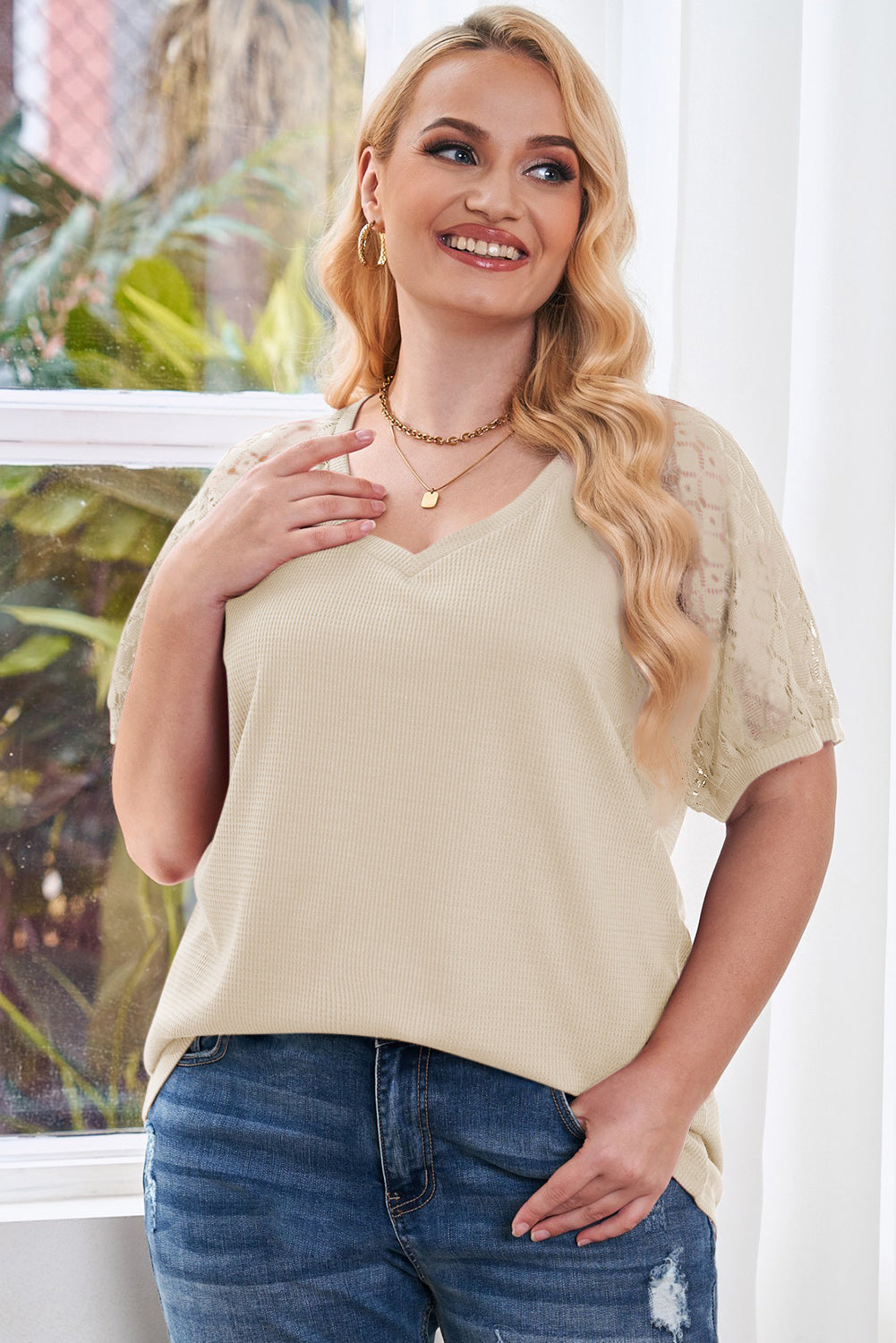 Plus Size Spliced Lace V-Neck Top