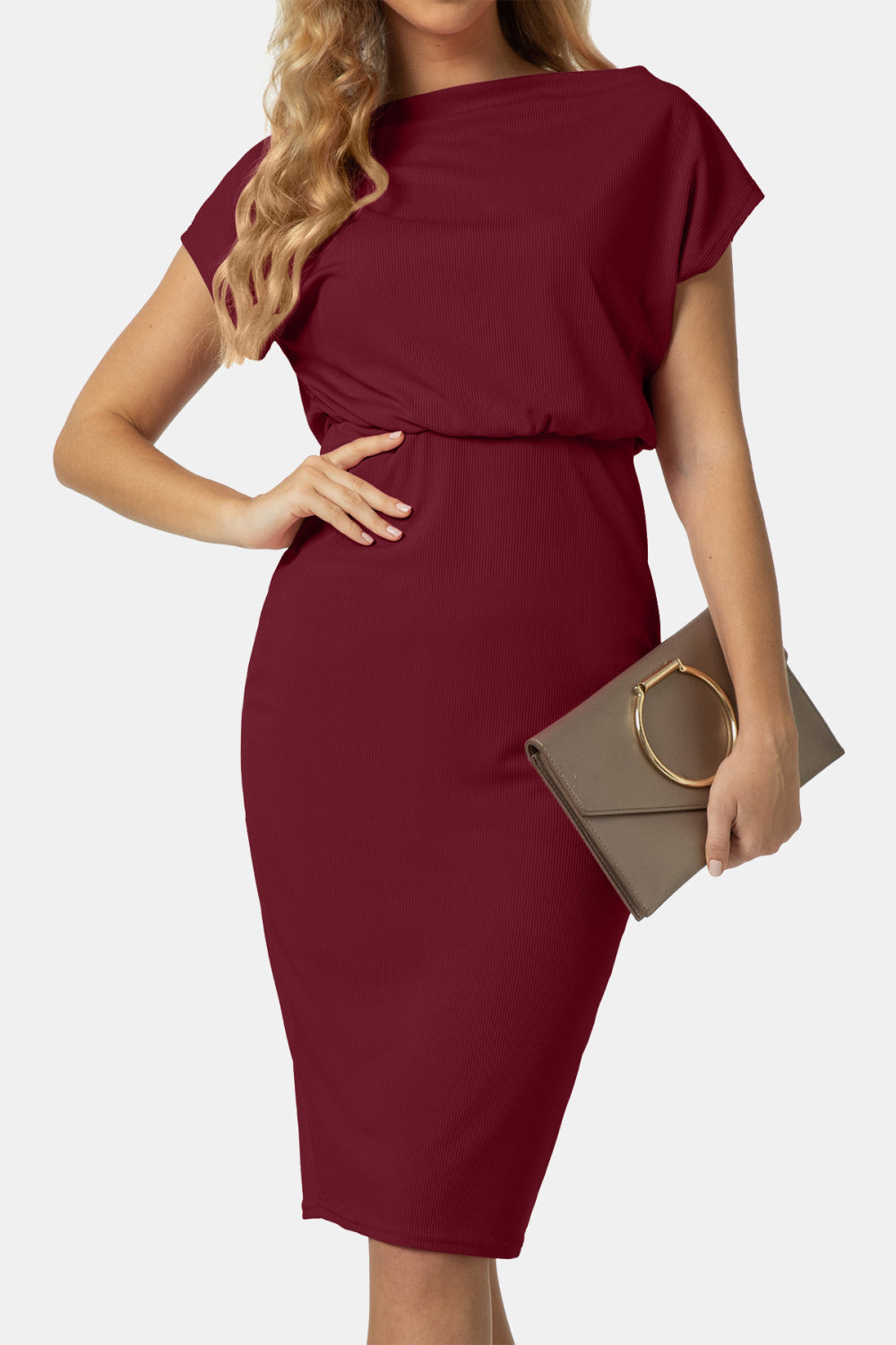 Sleek Boatneck Knee-Length Dress Wine