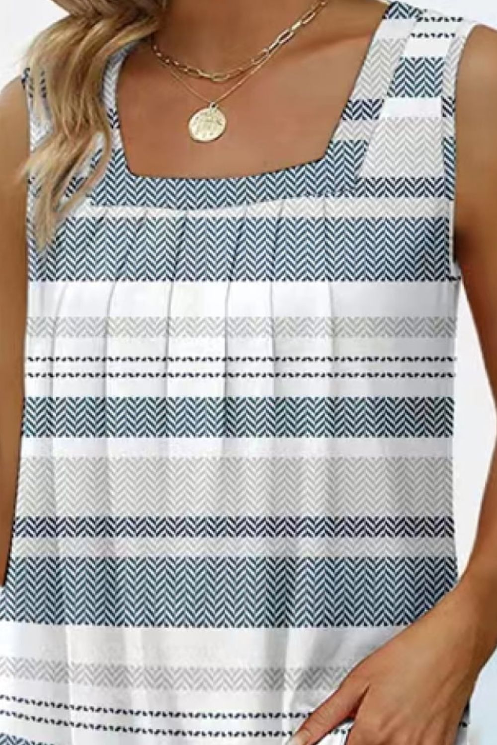 Square Neck Tank Top with Printed Design and Curved Hem