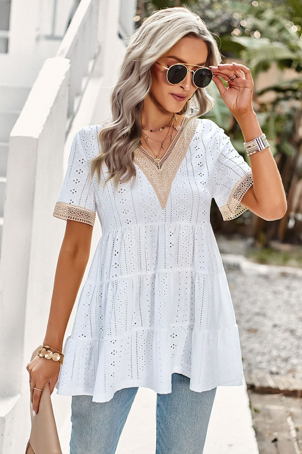 Stylish Contrast Short Sleeve Tiered Blouse for Women White