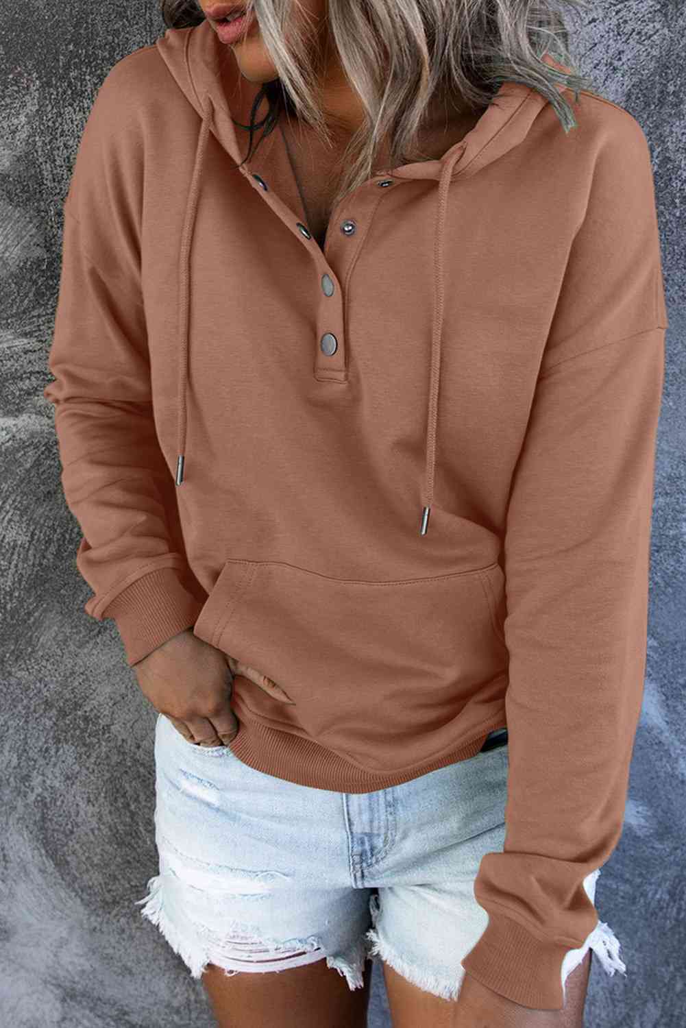 Women's Dropped Shoulder Long Sleeve Hoodie with Pocket Caramel