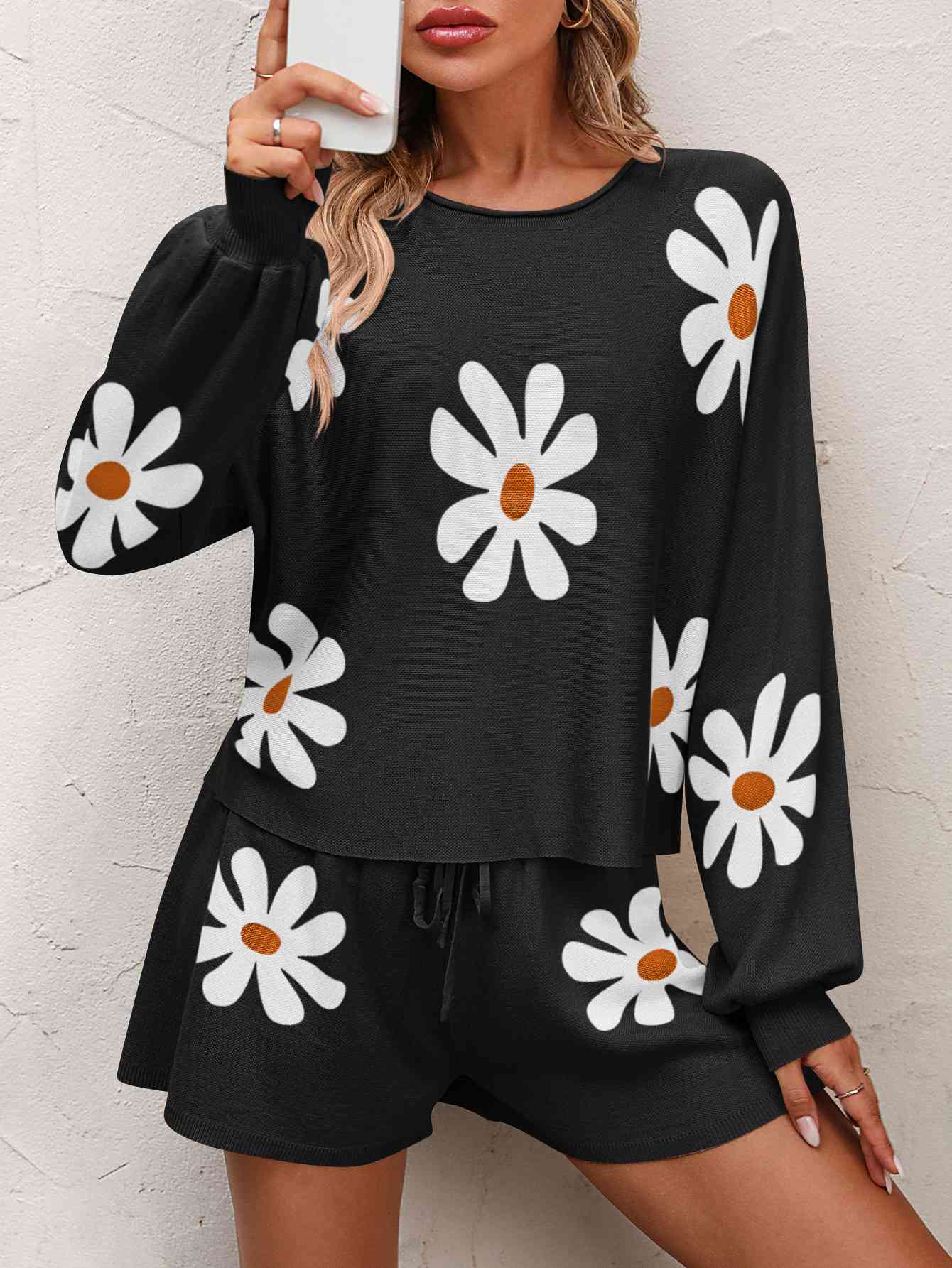 Women's Floral Print Raglan Sleeve Knit Top and Tie Front Sweater Shorts Set Black