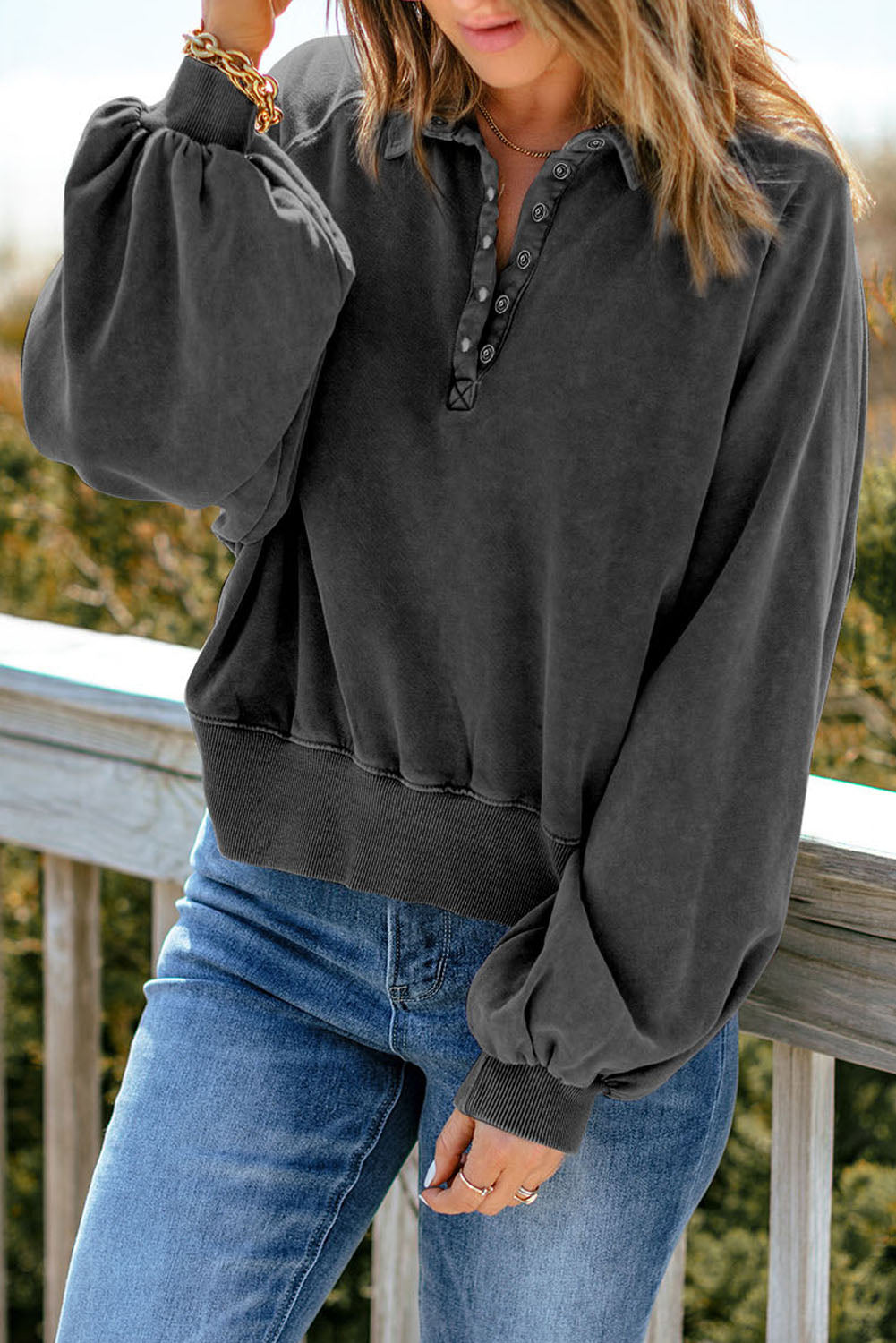 Women's Quarter-Snap Lantern Sleeve Sweatshirt With Collar Black