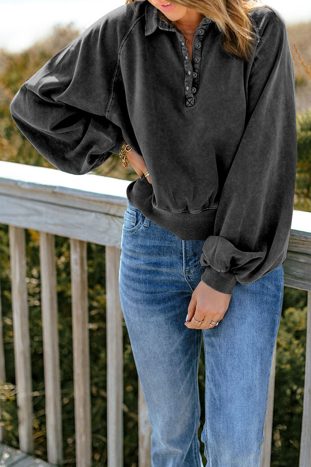 Women's Quarter-Snap Lantern Sleeve Sweatshirt With Collar