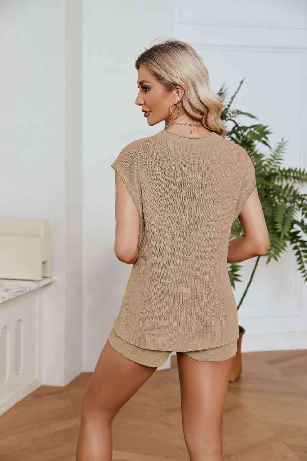 Women's Ribbed Round Neck Pocket Knit Top and Shorts Set