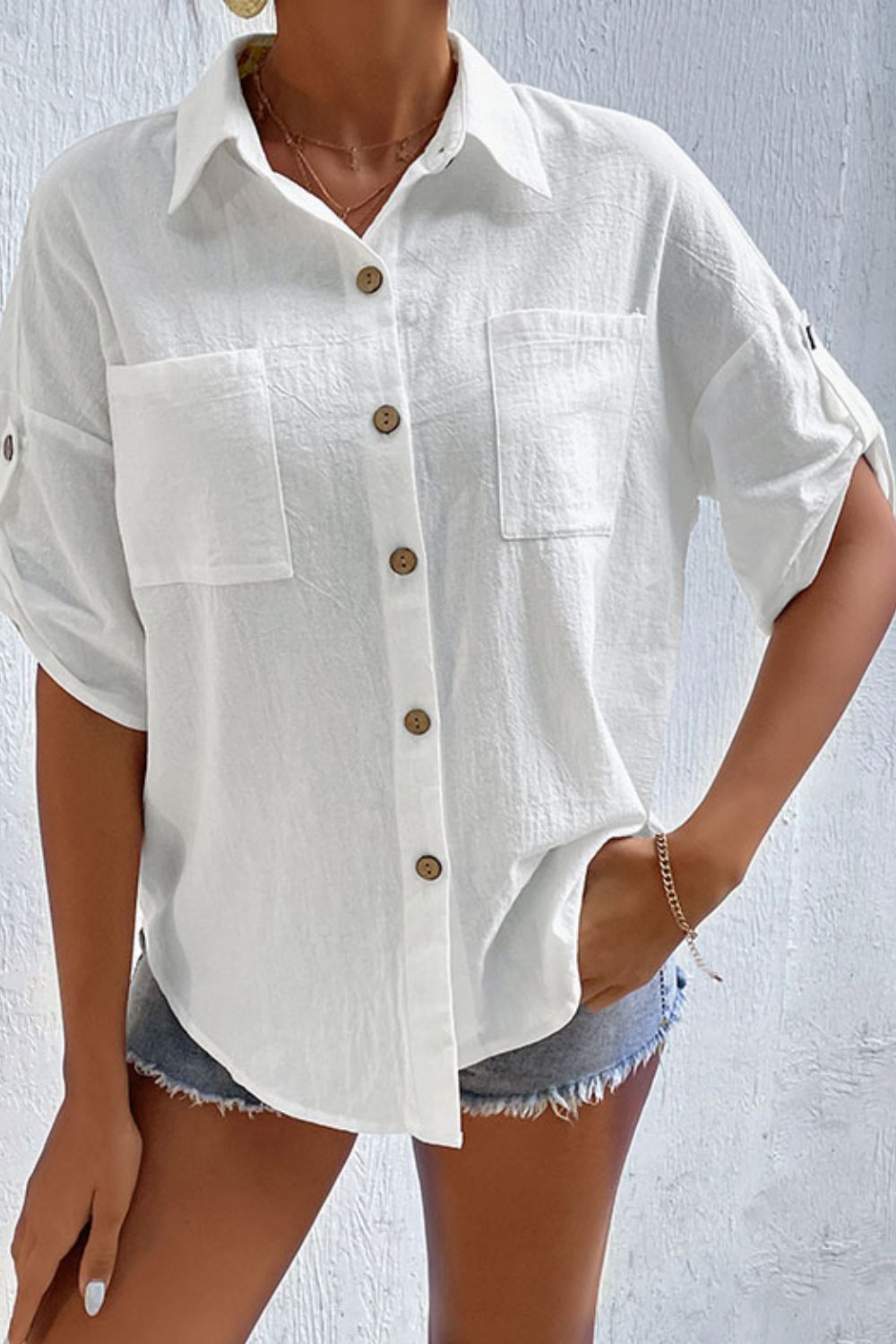 Women's Roll-Tab Sleeve Pocketed Shirt