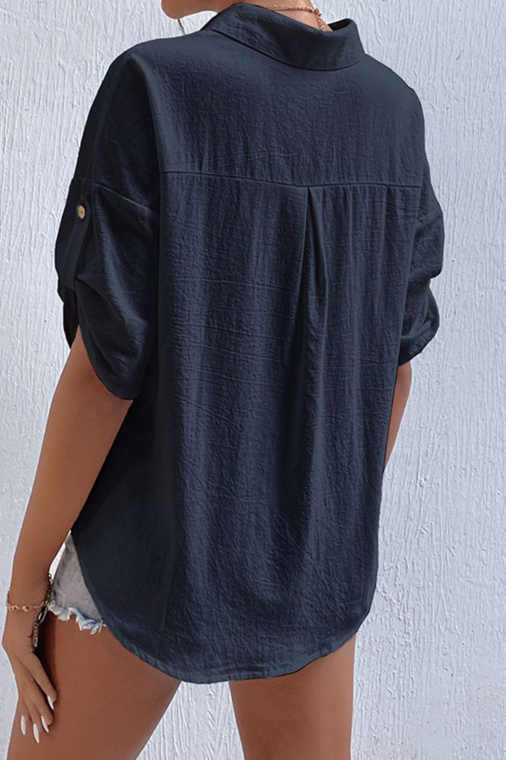 Women's Roll-Tab Sleeve Pocketed Shirt