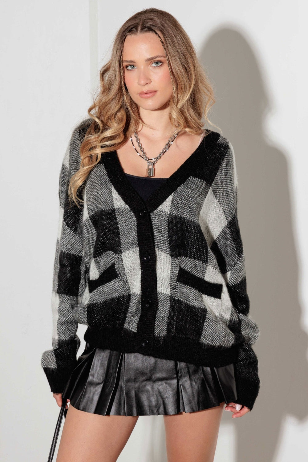 Mustard Seed V-Neck Checkered Cardigan with Pockets Black White