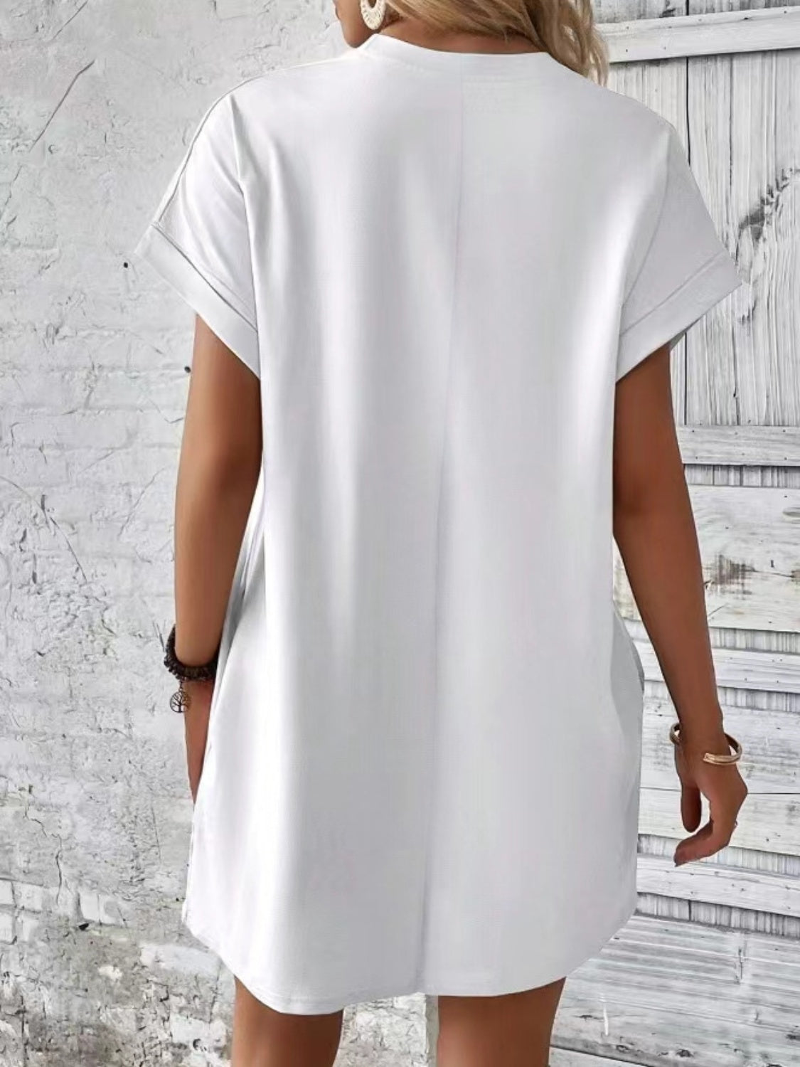 Casual Pocketed Round Neck Tee Dress