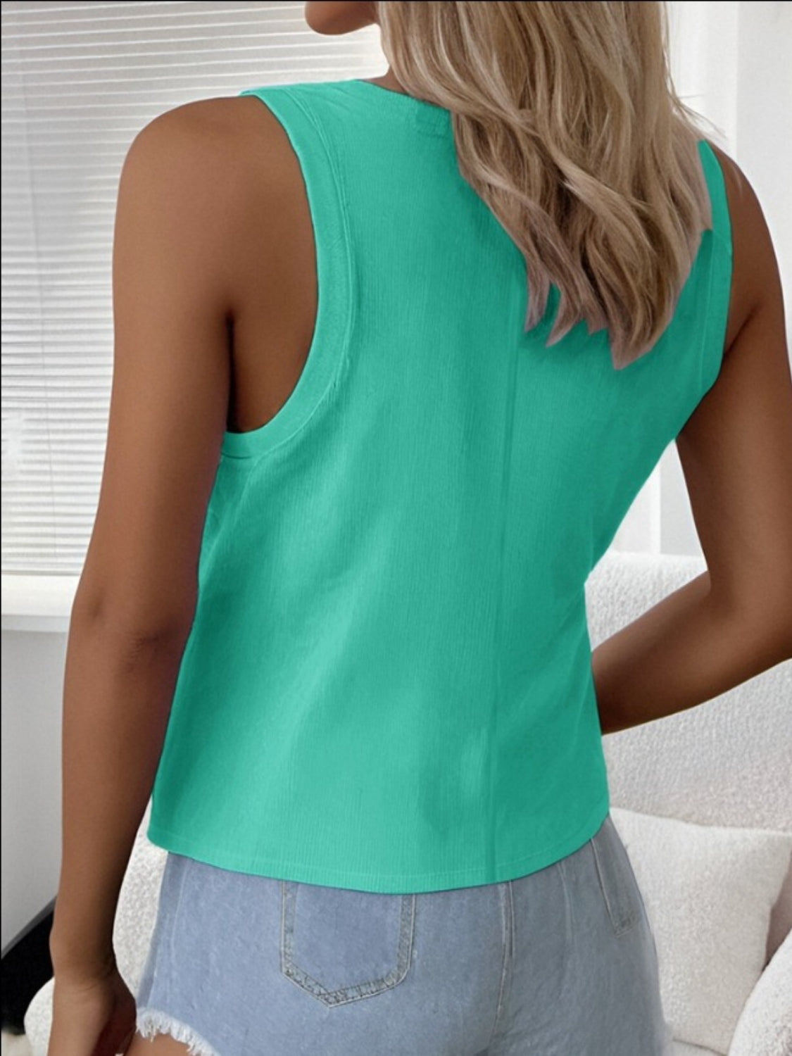 Solid Scoop Neck Tank Turquoise