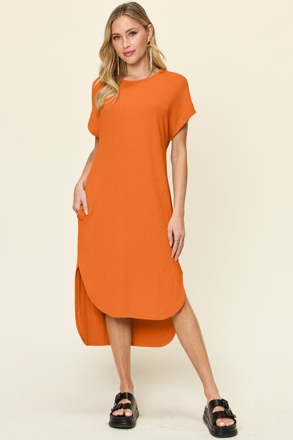 Slightly Slit Round Neck Short Sleeve Dress Tangerine