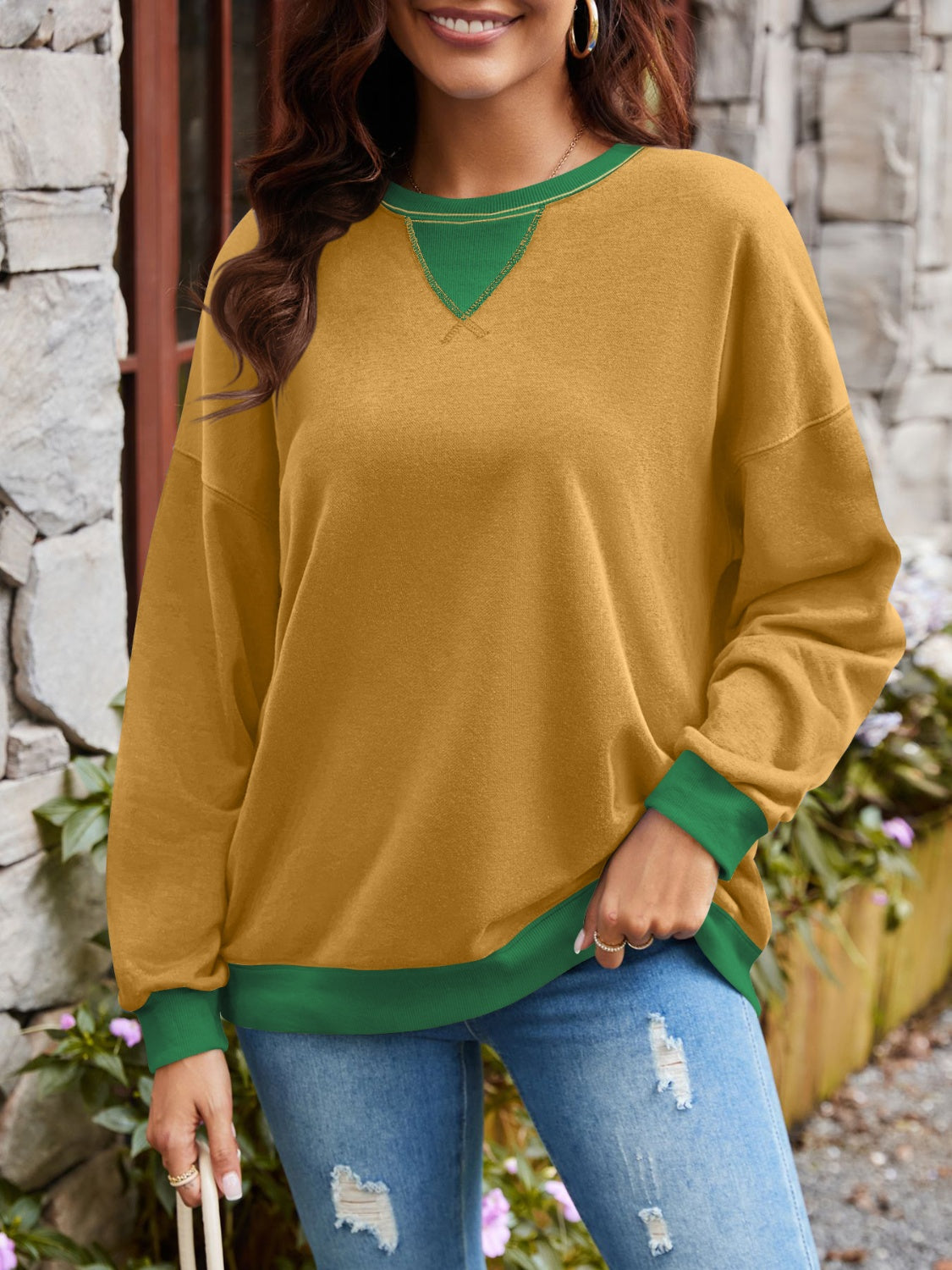 Women's Contrast Long Sleeve Sweatshirt