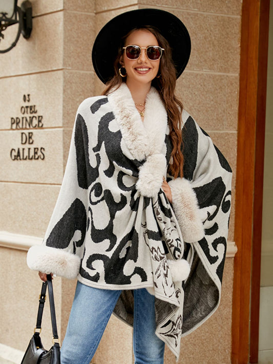 Faux Fur Trim Poncho Ivory One Size