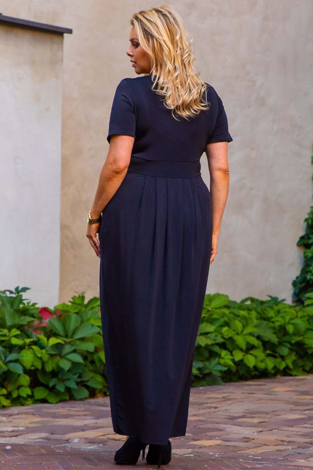 Elegant Plus Size Maxi Dress