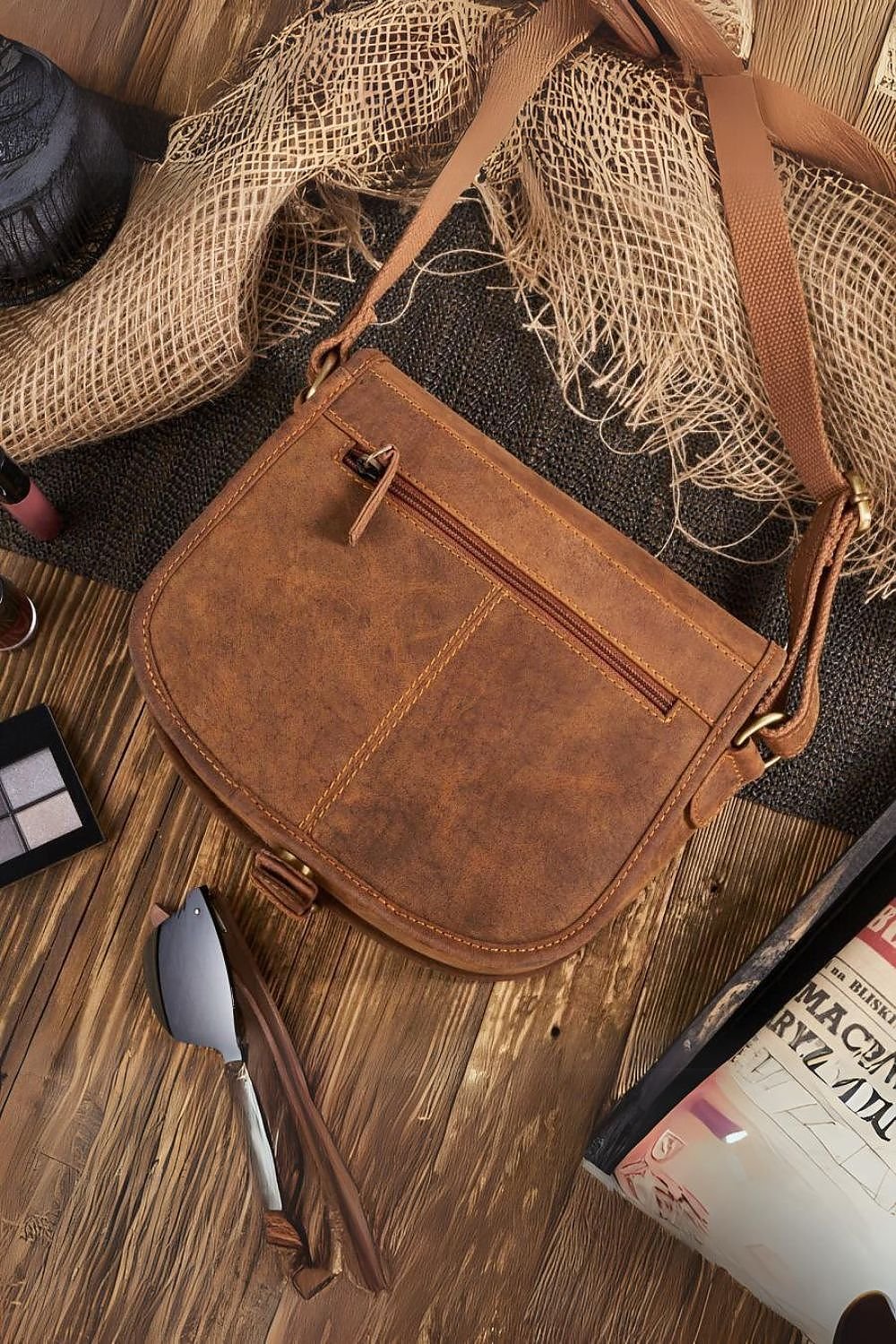 Classic Leather Shoulder Bag